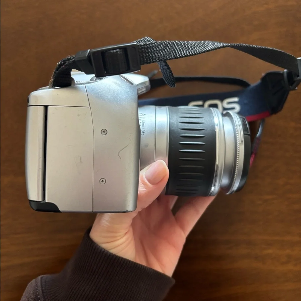 Canon EOS Rebel t7 FILM Camera